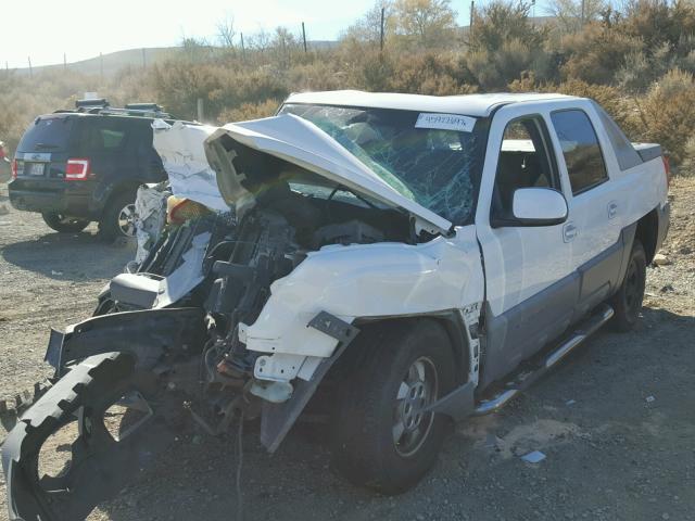 3GNEC13T22G125533 - 2002 CHEVROLET AVALANCHE WHITE photo 2