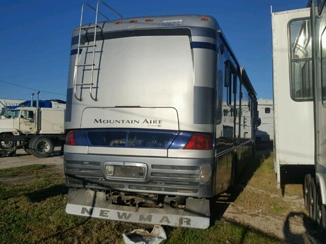 4VZBN24991C038436 - 2001 SPARTAN MOTORS MOTORHOME SILVER photo 4