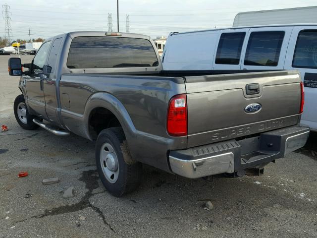 1FTSX20R59EA66543 - 2009 FORD F250 GRAY photo 3