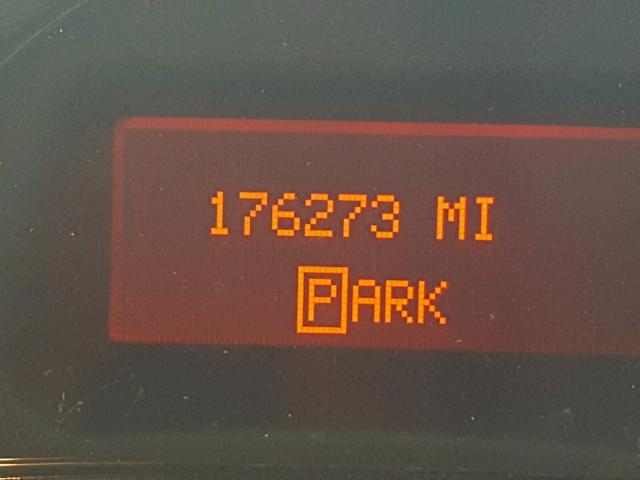 2G2WP522651188329 - 2005 PONTIAC GRAND PRIX Սպիտակ լուսանկար 8