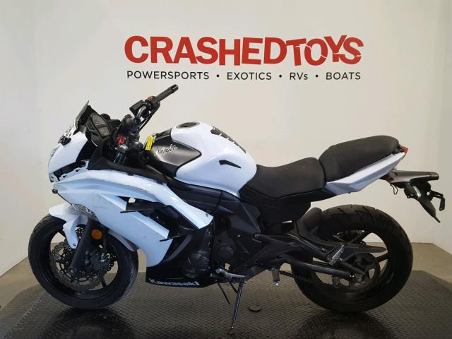 JKAEXEE14DDA10347 - 2013 KAWASAKI EX650 E WHITE photo 3