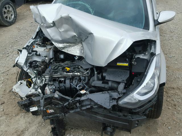 5NPDH4AE2GH792807 - 2016 HYUNDAI ELANTRA SE SILVER photo 7