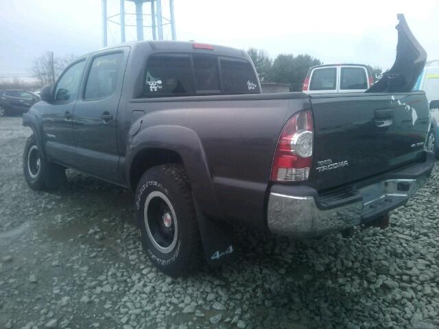 5TELU4EN3AZ724490 - 2010 TOYOTA TACOMA DOU CHARCOAL photo 3