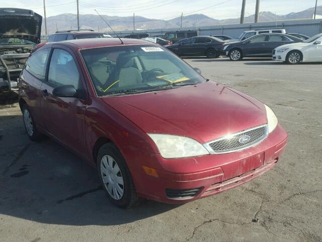 3FAFP31N25R115973 - 2005 FORD FOCUS ZX3 MAROON photo 1