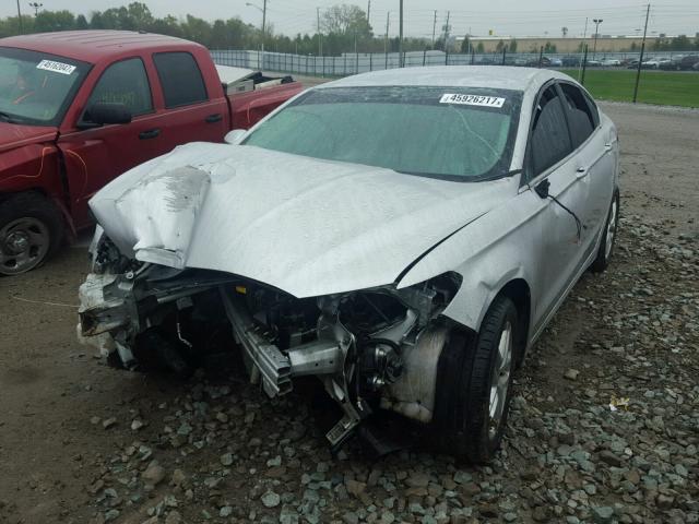 1FA6P0H70E5377452 - 2014 FORD FUSION SE SILVER photo 2