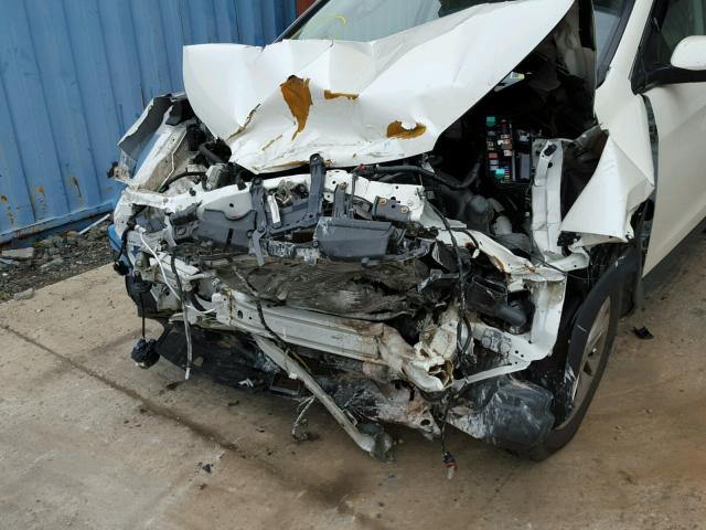 5J6RM4H58EL064144 - 2014 HONDA CR-V EX WHITE photo 9