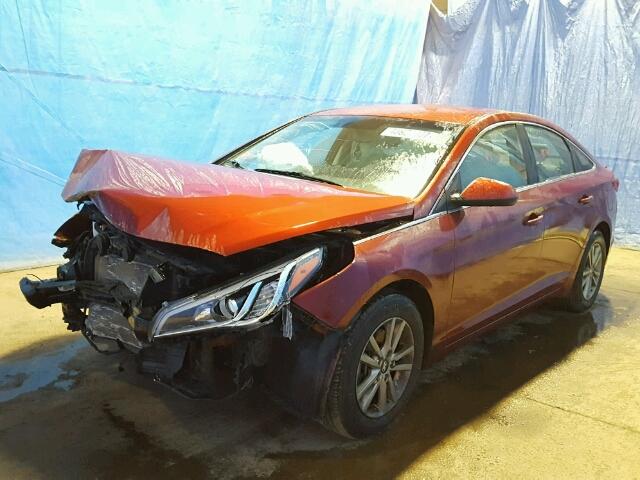 5NPE24AF1FH020523 - 2015 HYUNDAI SONATA SE RED photo 2