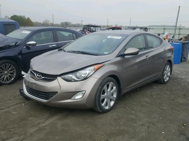 5NPDH4AE4CH138966 - 2012 HYUNDAI ELANTRA GL TAN photo 2