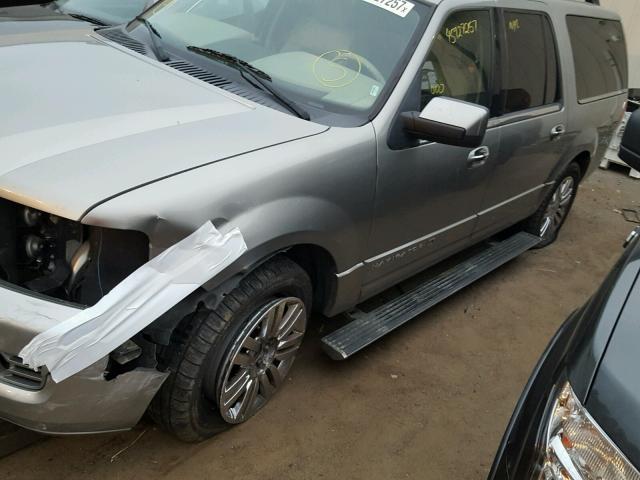 5LMFL28548LJ06130 - 2008 LINCOLN NAVIGATOR GRAY photo 10