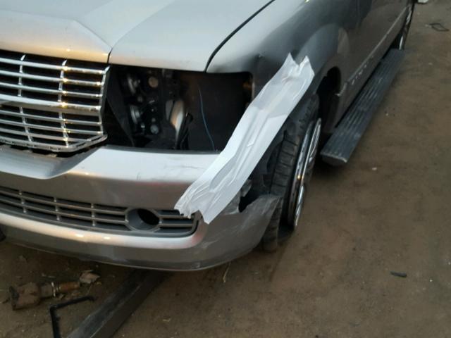 5LMFL28548LJ06130 - 2008 LINCOLN NAVIGATOR GRAY photo 9