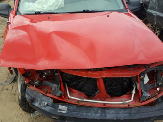 2CNBE13C136927473 - 2003 CHEVROLET TRACKER RED photo 7