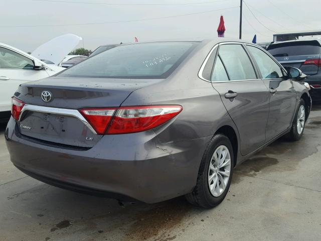 4T4BF1FK4GR584428 - 2016 TOYOTA CAMRY LE GRAY photo 4
