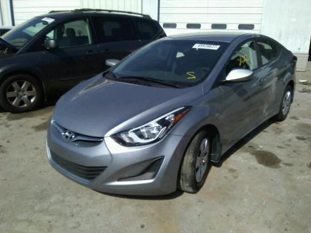 5NPDH4AE7GH765702 - 2016 HYUNDAI ELANTRA SE GRAY photo 2