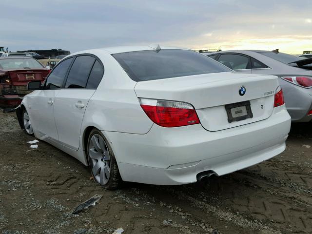 WBANE73557CM49137 - 2007 BMW 530 I WHITE photo 3