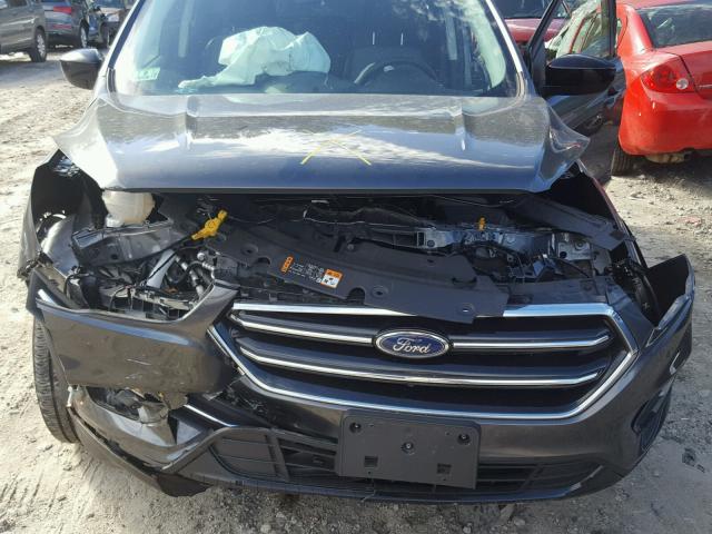 1FMCU9GD9HUC70052 - 2017 FORD ESCAPE SE GRAY photo 7