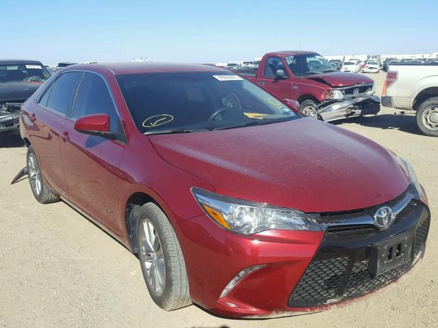 4T1BF1FK2HU648302 - 2017 TOYOTA CAMRY LE RED photo 1