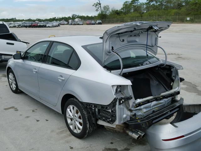 3VWDX7AJ3BM395348 - 2011 VOLKSWAGEN JETTA SE 灰色 照片 3