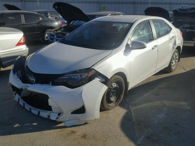 5YFBURHE6HP647201 - 2017 TOYOTA COROLLA L WHITE photo 2