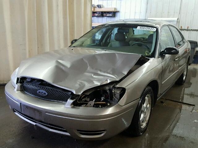 1FAFP55U94G169239 - 2004 FORD TAURUS SES TAN photo 2