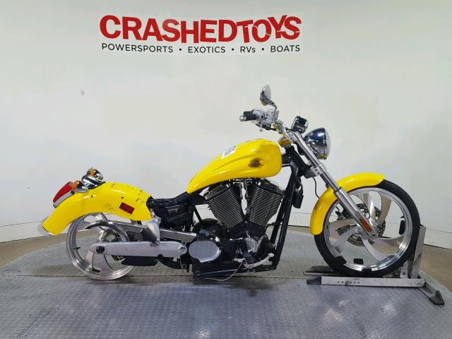5VPGB16D833002639 - 2003 VICTORY MOTORCYCLES VEGAS YELLOW photo 1