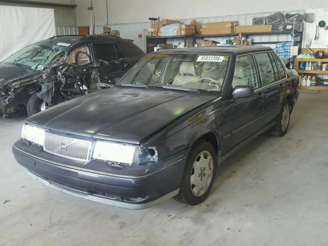 YV1KS9606W1129727 - 1998 VOLVO S90 Көк фото 2