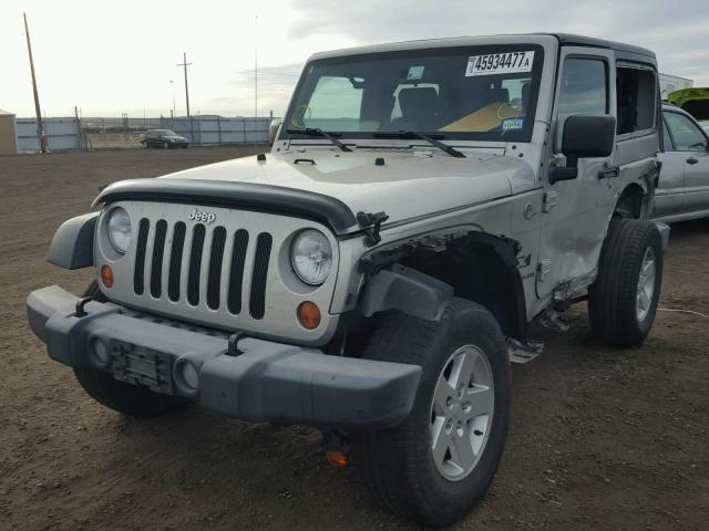 1J4FA24147L169608 - 2007 JEEP WRANGLER X GRAY photo 2