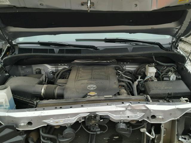 5TFDY5F10GX512799 - 2016 TOYOTA TUNDRA CRE SILVER photo 7