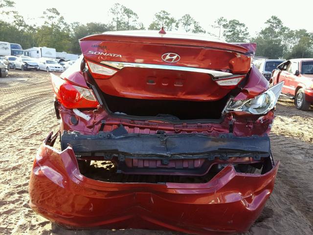 5NPEB4AC6DH798061 - 2013 HYUNDAI SONATA GLS RED photo 9