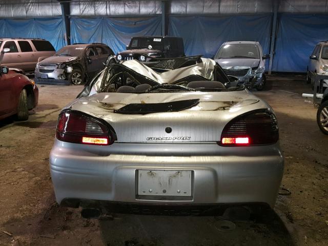 1G2WP52K12F136224 - 2002 PONTIAC GRAND PRIX Արծաթագույն լուսանկար 10