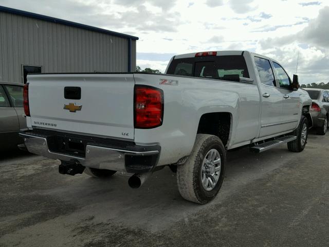 1GC4K0E86GF301549 - 2016 CHEVROLET SILVERADO WHITE photo 4