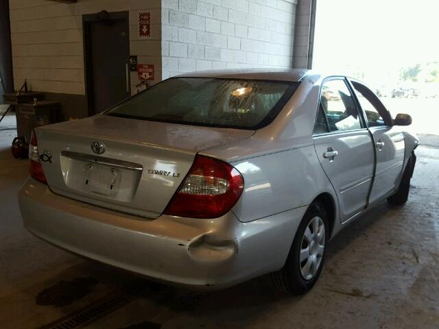 4T1BE32K63U693384 - 2003 TOYOTA CAMRY LE GRAY photo 4