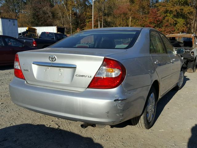 4T1BE32KX4U930637 - 2004 TOYOTA CAMRY LE SILVER photo 4