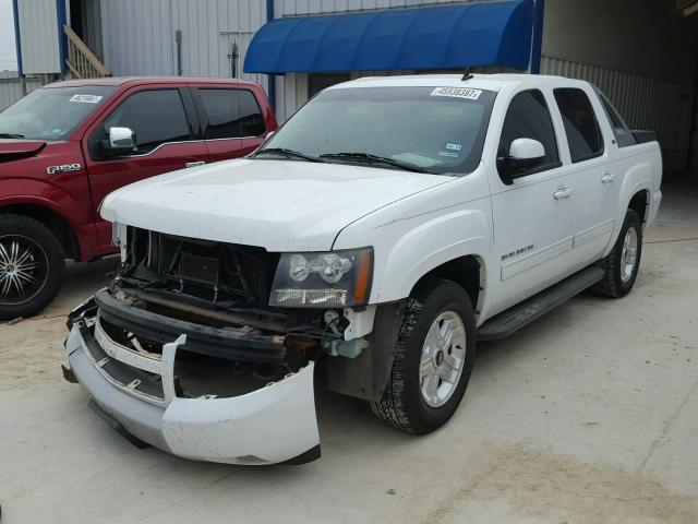 3GNVKFE0XAG118539 - 2010 CHEVROLET AVALANCHE WHITE photo 2