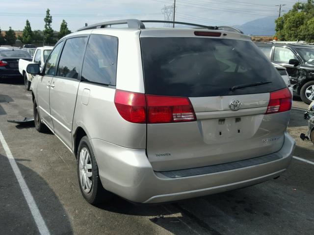 5TDZA23C45S302448 - 2005 TOYOTA SIENNA CE SILVER photo 3