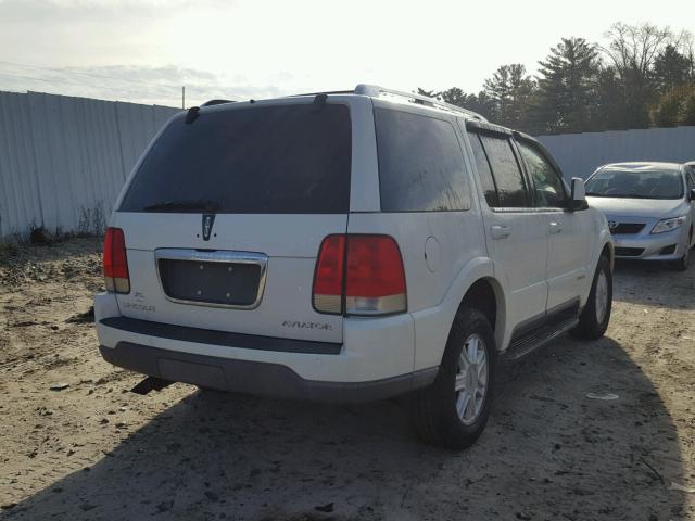 5LMEU88H04ZJ40031 - 2004 LINCOLN AVIATOR WHITE photo 4