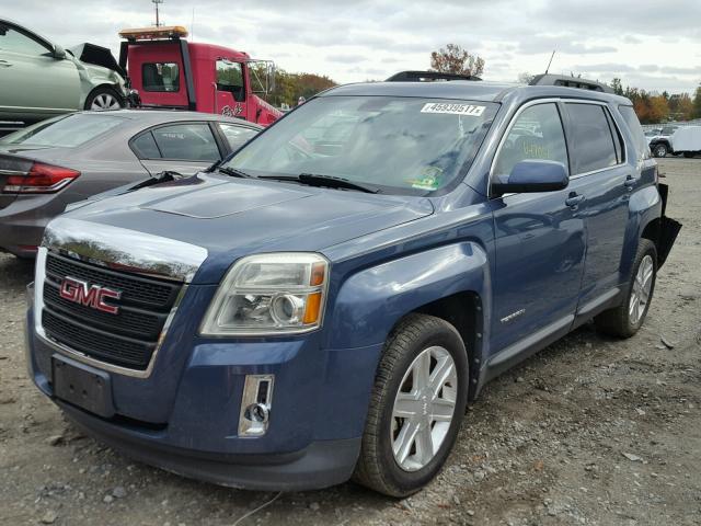 2CTALUEC6B6203592 - 2011 GMC TERRAIN SL BLUE photo 2