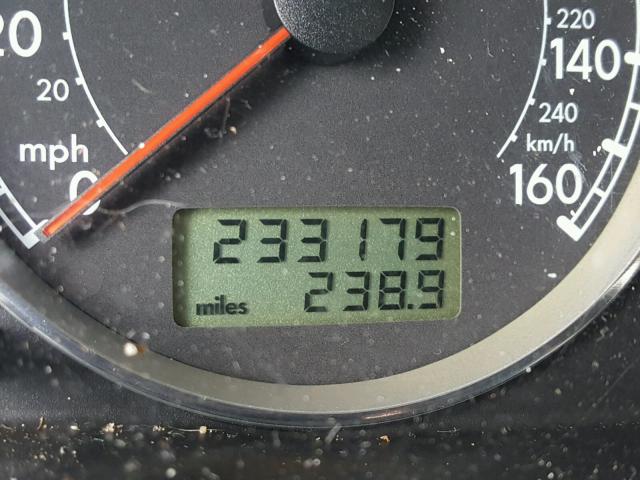 WVWRH63B03P032717 - 2003 VOLKSWAGEN PASSAT GLX SILVER photo 8