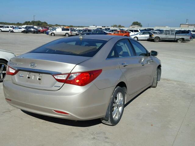 5NPEC4AC2BH145379 - 2011 HYUNDAI SONATA SE BEIGE photo 4