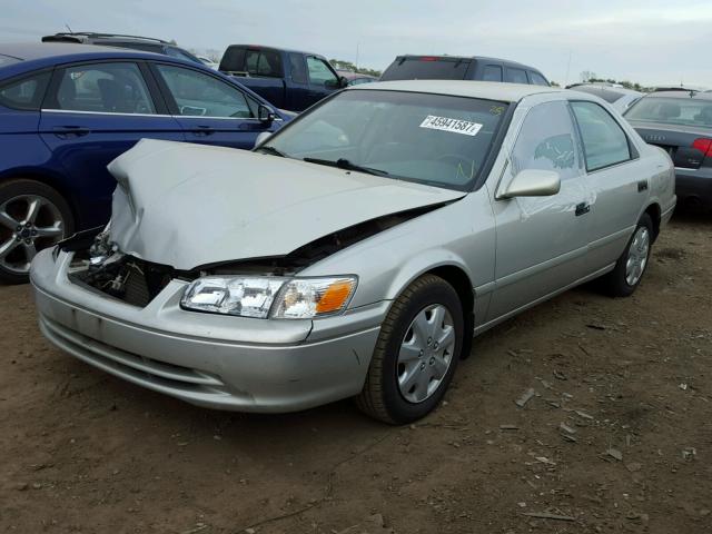 4T1BG22K21U069969 - 2001 TOYOTA CAMRY CE SILVER photo 2