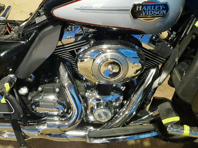 1HD1FC414BB641388 - 2011 HARLEY-DAVIDSON FLHTCU BLACK photo 7