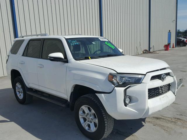 JTEBU5JR8G5333515 - 2016 TOYOTA 4RUNNER SR WHITE photo 1