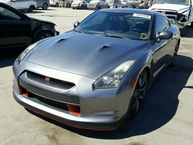 JN1AR54F19M251219 - 2009 NISSAN GT-R BASE GRAY photo 2