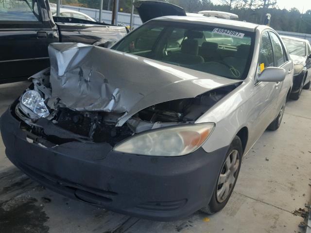 4T1BE32K14U856802 - 2004 TOYOTA CAMRY LE SILVER photo 2