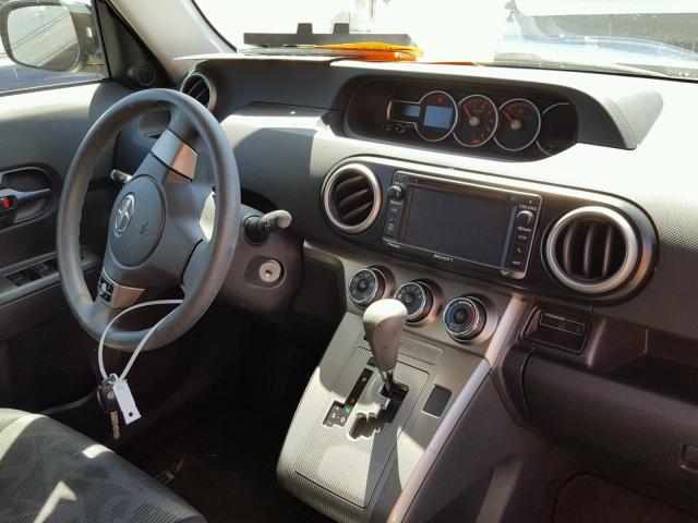 JTLZE4FE3DJ044095 - 2013 TOYOTA SCION XB Azul foto 9