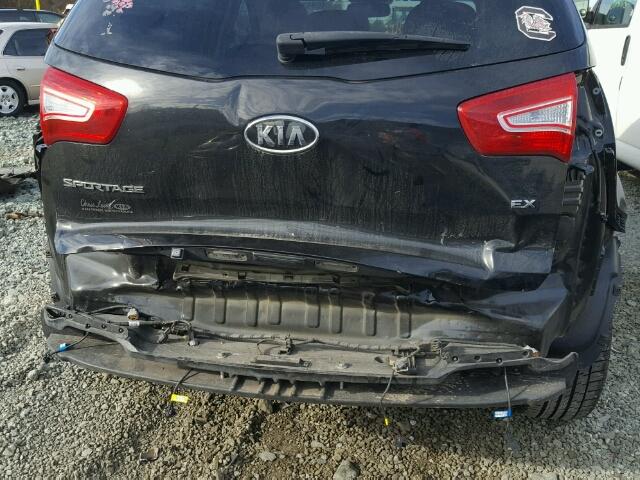 KNDPC3A28B7159897 - 2011 KIA SPORTAGE E BLACK photo 9