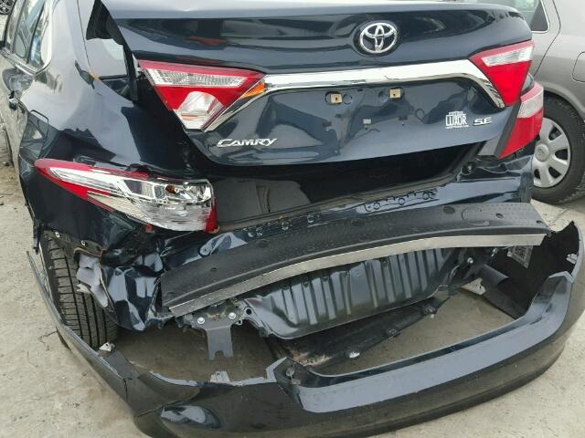 4T1BF1FK8HU330491 - 2017 TOYOTA CAMRY LE 蓝色 照片 9