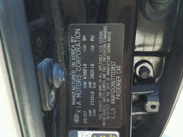 KNAFG526677113857 - 2007 KIA RONDO LX BLACK photo 10