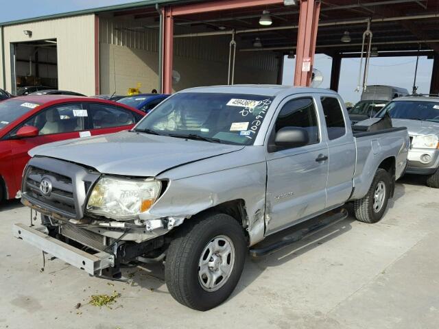 5TETX4CNXAZ677856 - 2010 TOYOTA TACOMA ACC SILVER photo 2