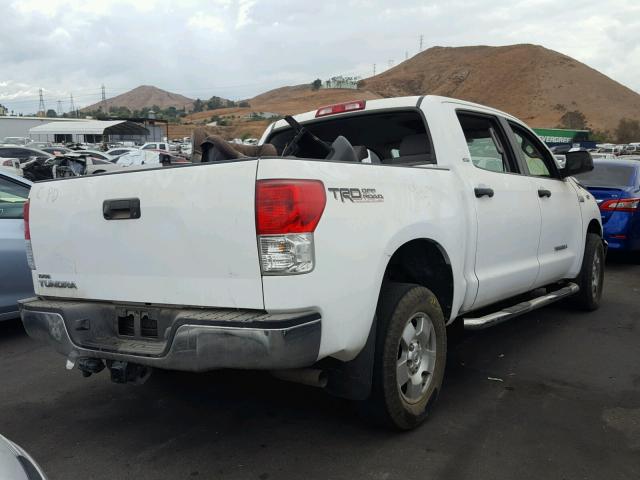 5TFEY5F13AX098607 - 2010 TOYOTA TUNDRA CRE WHITE photo 4