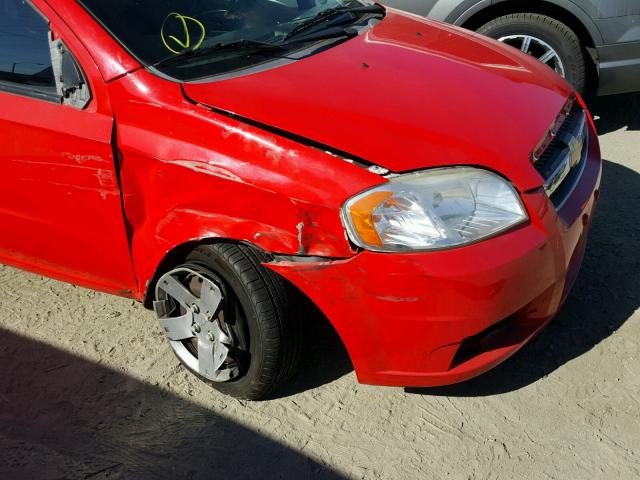 KL1TD5DE9BB162132 - 2011 CHEVROLET AVEO LS RED photo 9